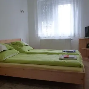 Apartman Keresztmama Háza, Hajdúszoboszló